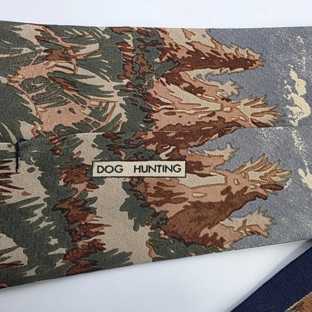 A ROGERS HUNTING DOG TIE MENS CLASSIC NECK OUTDOORS SPORTING VINTAGE 90S NWOT
